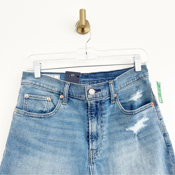 SOLD NEW GAP Denim Jean 9" Bermuda Short High Rise Size 27 / 4R - Picture 2 of 9